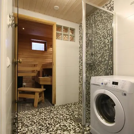 Spacious For 4 With Sauna إيماترا