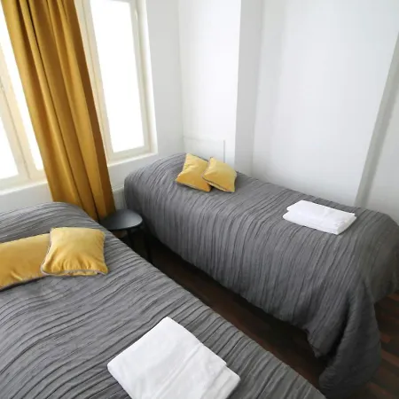 Spacious For 4 With Sauna شقة *
