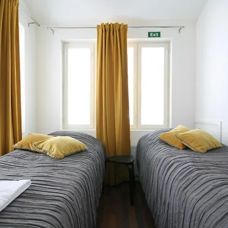 Spacious For 4 With Sauna شقة *