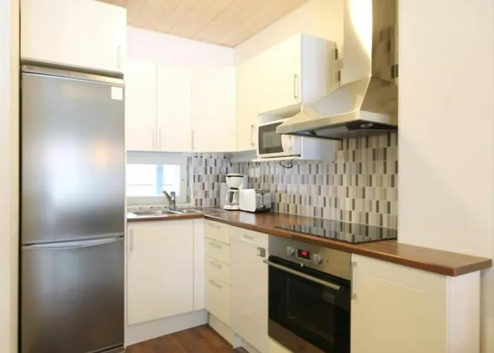 Spacious For 4 With Sauna