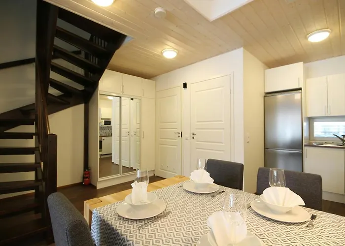 Spacious For 4 With Sauna 아파트 이마트라