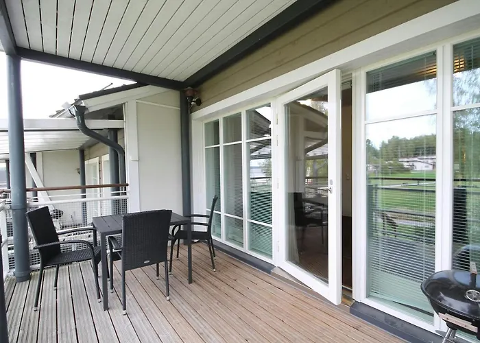 Spacious For 4 With Sauna إيماترا