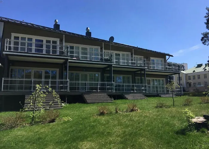 Spacious For 4 With Sauna * 이마트라